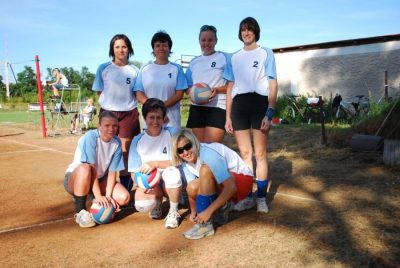 Kompletní dream team v nových dresech –sluší nám to, že jo? :)))))